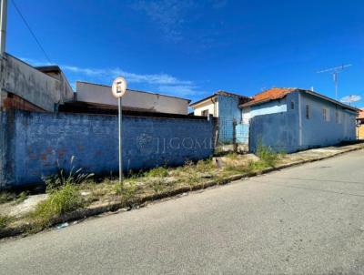 Casa para Venda, em Itapetininga, bairro VILA SANTANA, 2 dormitórios, 1 banheiro, 3 vagas